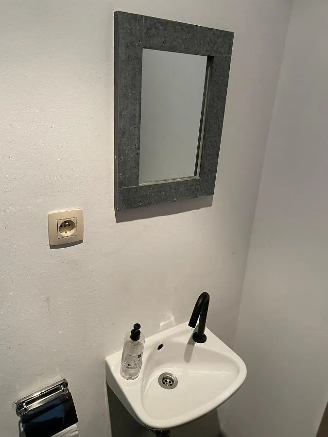 Modern Apartment With Garden In Antwerp, 15Min From City Center 0*, Antwerp Belgium